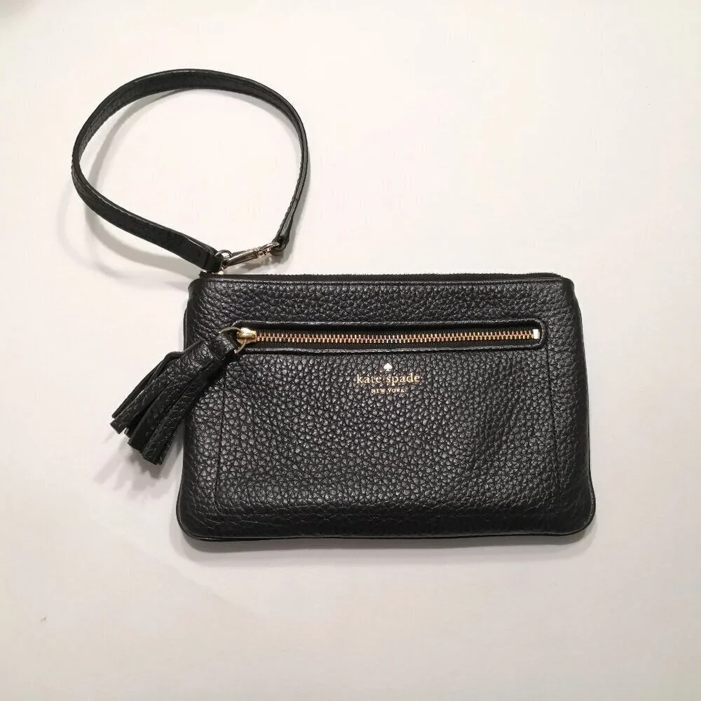 Kate Spade Black Pebble Leather Wristlet 7.5